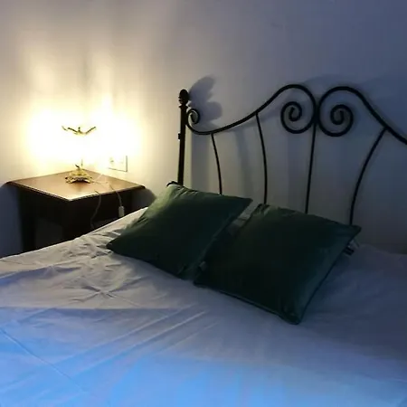 Cerca De La Alhambra, La Casa Del Cuento, Primero Granada