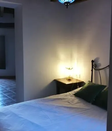 Cerca De La Alhambra, La Casa Del Cuento, Primero Granada